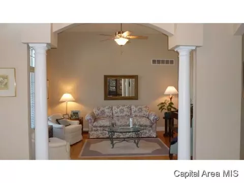 6404 Stonehaven Rdg, Springfield, IL 62711 photo 11