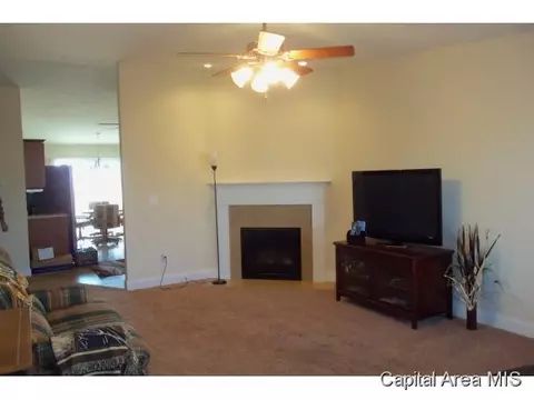 5409 Biltmore Dr, Springfield, IL 62711 photo 4