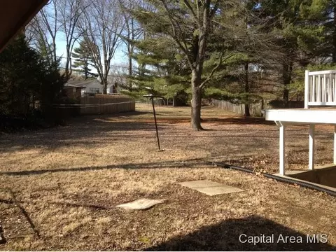 2405 Wiggins, Springfield, IL 62704 photo 5