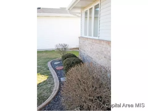 4423 Venetian, Springfield, IL 62703 photo 2