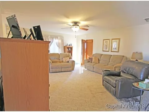 4423 Venetian, Springfield, IL 62703 photo 7