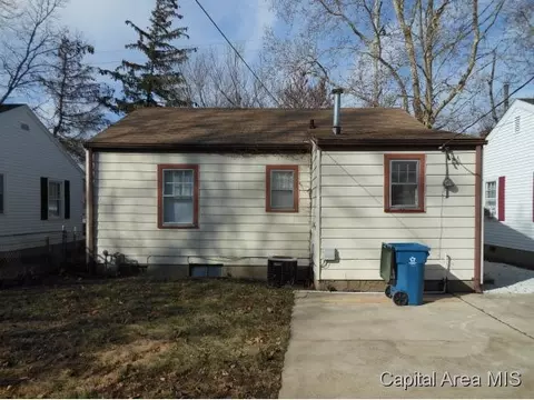320 N Lincoln, Springfield, IL 62702 photo 4