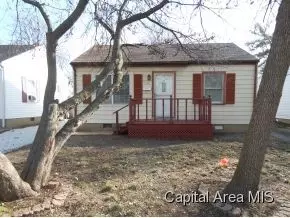 320 N Lincoln, Springfield, IL 62702 photo 2