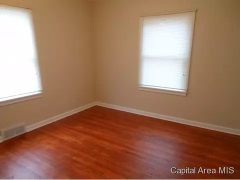 320 N Lincoln, Springfield, IL 62702 photo 9