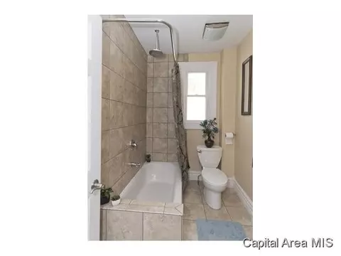 1632 W Monroe, Springfield, IL 62704 photo 11
