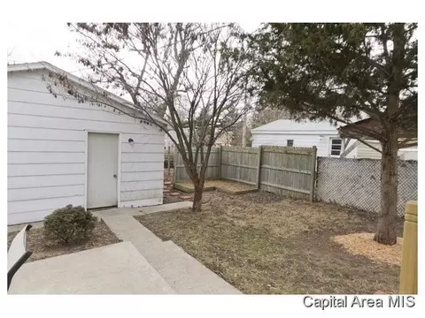 1632 W Monroe, Springfield, IL 62704 photo 18