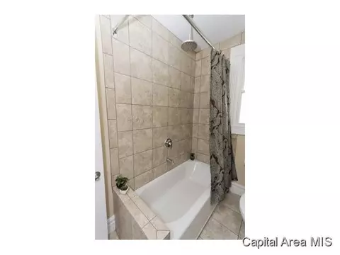 1632 W Monroe, Springfield, IL 62704 photo 10