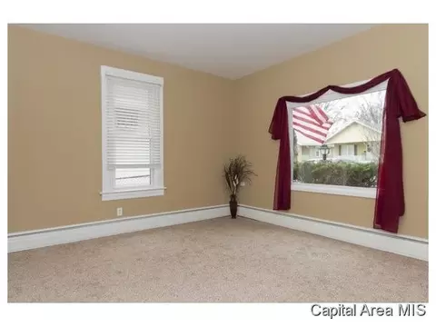 1632 W Monroe, Springfield, IL 62704 photo 4