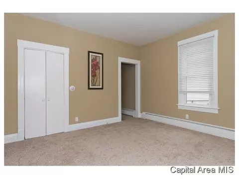 1632 W Monroe, Springfield, IL 62704 photo 5