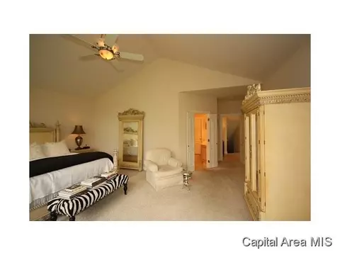 1604 Seton, Springfield, IL 62704 photo 21