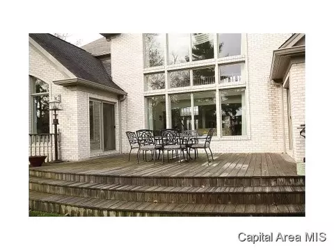 1604 Seton, Springfield, IL 62704 photo 10