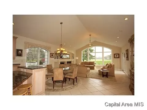 1604 Seton, Springfield, IL 62704 photo 12