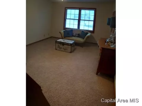 8090 Little Eagle Dr, Springfield, IL 62712 photo 12