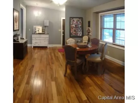 8090 Little Eagle Dr, Springfield, IL 62712 photo 7
