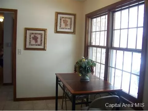 57 Palomino Rd, Springfield, IL 62702 photo 5