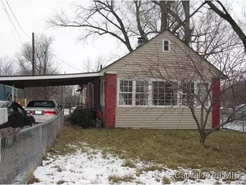 1013 N Park, Springfield, IL 62702 photo 1