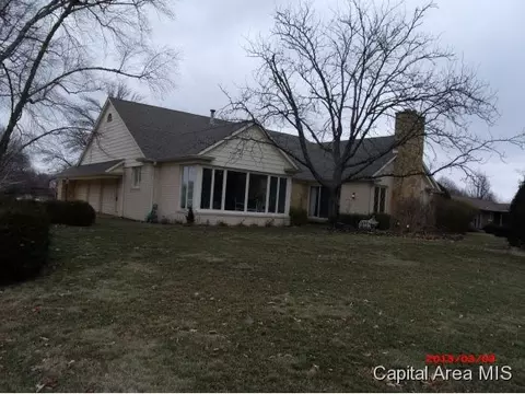 2210 Augusta, Springfield, IL 62704 photo 10