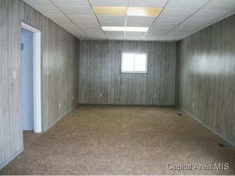 105 N Wabash, Bluffs, IL 62621 photo 2