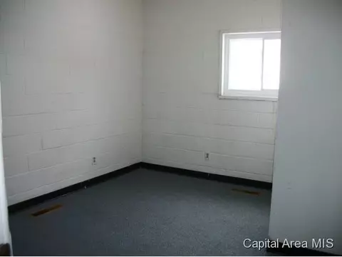105 N Wabash, Bluffs, IL 62621 photo 5
