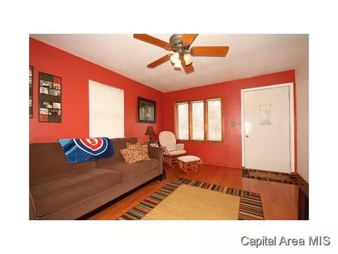 2409 E Kys, Springfield, IL 62702 photo 7
