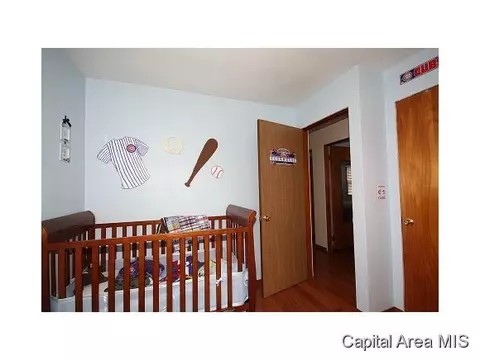 2409 E Kys, Springfield, IL 62702 photo 16