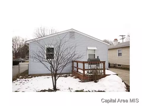 2409 E Kys, Springfield, IL 62702 photo 2