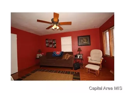 2409 E Kys, Springfield, IL 62702 photo 6
