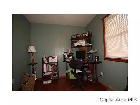2409 E Kys, Springfield, IL 62702 photo 14