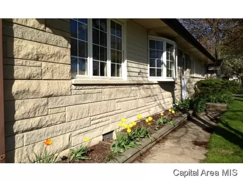 63 Mesa Rd, Springfield, IL 62702 photo 4
