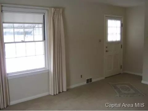 9 Evergreen Ct, Springfield, IL 62704 photo 7