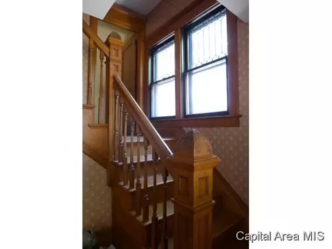 1601 S Holmes, Springfield, IL 62704 photo 2