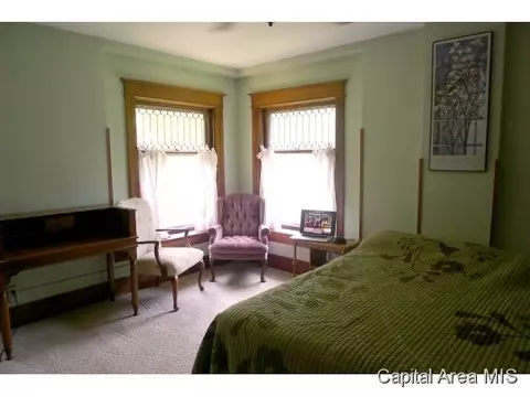 1601 S Holmes, Springfield, IL 62704 photo 8