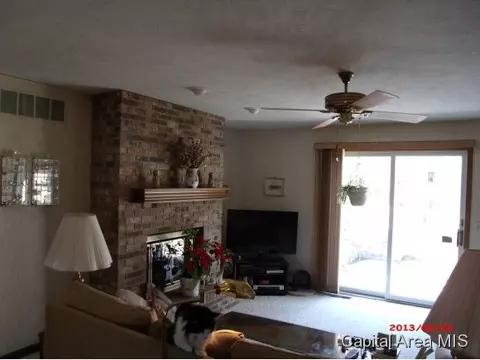 69 Brighton, Springfield, IL 62703 photo 3