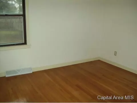 1818 Hood, Springfield, IL 62703 photo 6