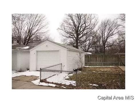 1220 W Laurel, Springfield, IL 62704 photo 4