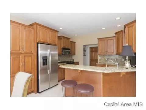 244 Whitman Dr, Springfield, IL 62711 photo 6