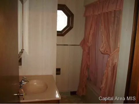 2525 Charlack, Springfield, IL 62704 photo 3