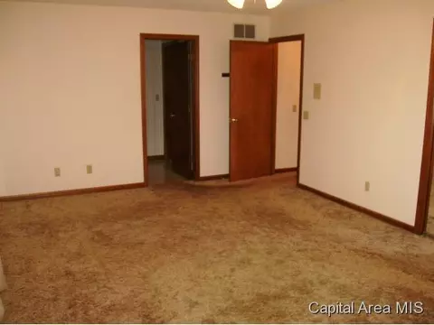 2525 Charlack, Springfield, IL 62704 photo 6