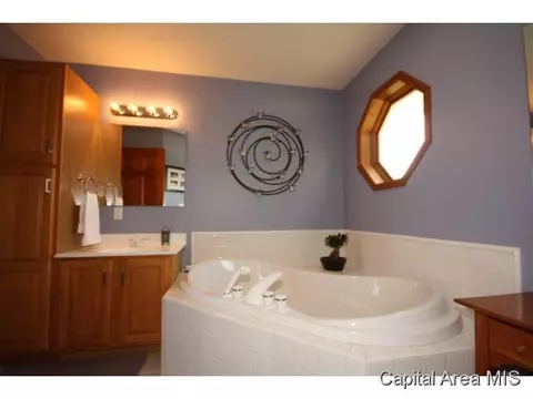 4315 Stagecoach, Springfield, IL 62707 photo 8