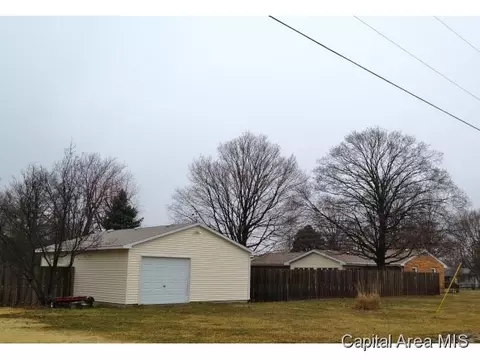 300 E Little St, Athens, IL 62613 photo 2