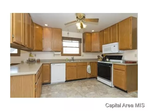2208 Heather Ml, Springfield, IL 62704 photo 5