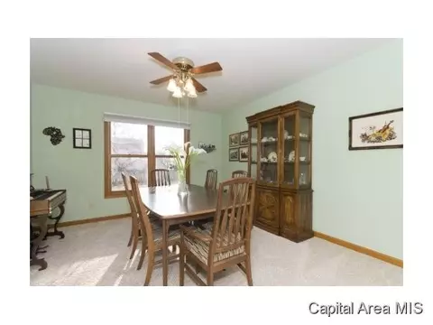 2208 Heather Ml, Springfield, IL 62704 photo 8