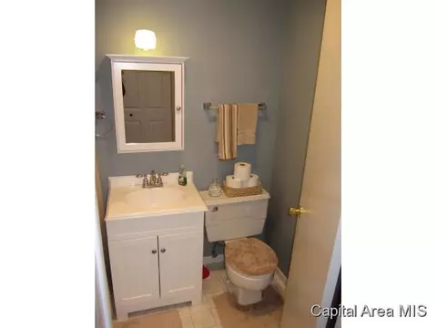 1626 W Washington, Springfield, IL 62702 photo 10