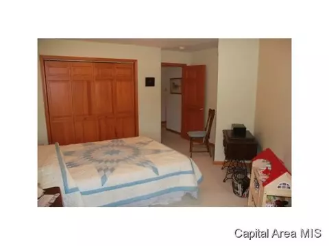 7205 Piper Glen Dr, Springfield, IL 62711 photo 14