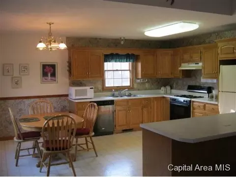 4300 Fort Donelson Dr, Springfield, IL 62711 photo 6