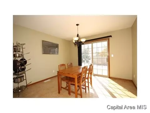 1805 Armitage Dr, Springfield, IL 62711 photo 7