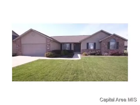 1805 Armitage Dr, Springfield, IL 62711 photo 1