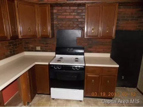 1900 N 19th, Springfield, IL 62702 photo 8