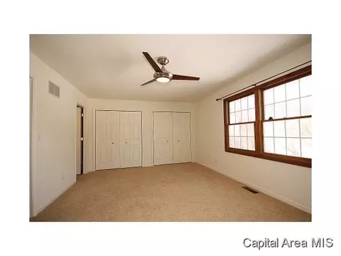 1185 Willowbrook, Springfield, IL 62711 photo 15