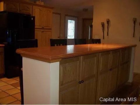 8204 Hunt Rd, Springfield, IL 62712 photo 9